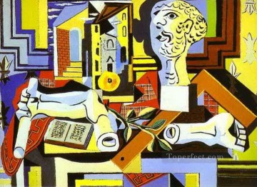 Pablo Picasso Painting - Estudio con cabezal de yeso 1925 Pablo Picasso